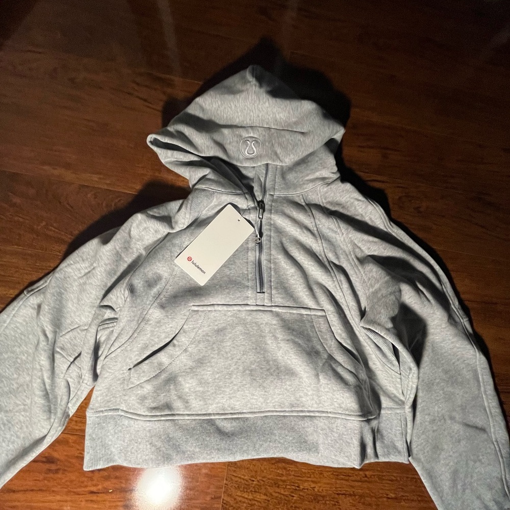 Grey lulu-lemon scuba jacket